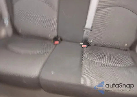 2005 Mazda Tribute S из США, поврежденный, VIN 4F2YZ94135KM17396